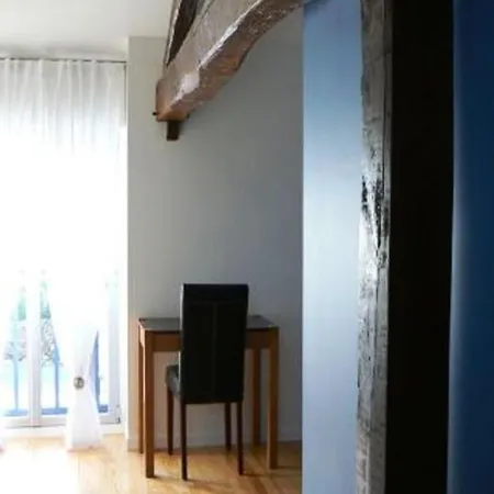 Lou Bed and breakfast 3*