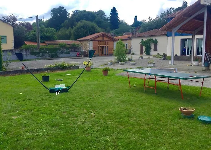 Lou Bed and breakfast Lombrès